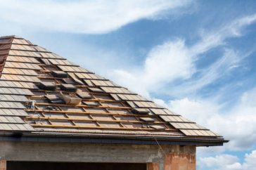 Roof Replacement vs. Roof Repair: Which Do You Need?